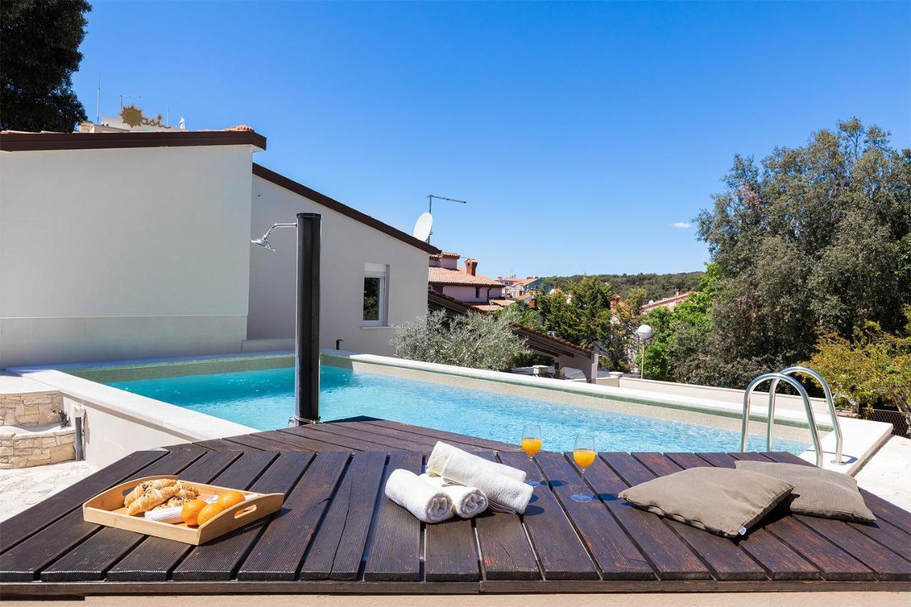 Sandy Bay Apartments - Free Mountainbike Rental - Pjescana Uvala Esterno foto
