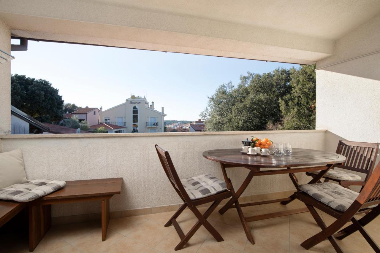Sandy Bay Apartments - Free Mountainbike Rental - Pjescana Uvala Esterno foto